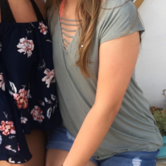 American Eagle soft & sexy teal top - Picture 1 of 2